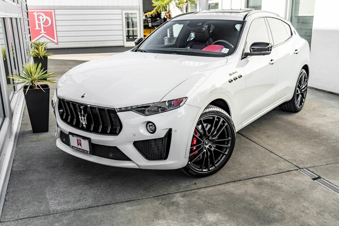 2022 Maserati Levante Modena - Image 2 of 21