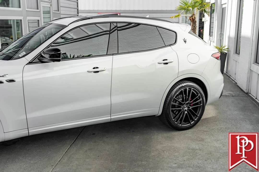 2022 Maserati Levante Modena - Image 5 of 21