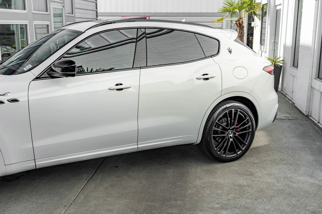 2022 Maserati Levante Modena - Image 5 of 21