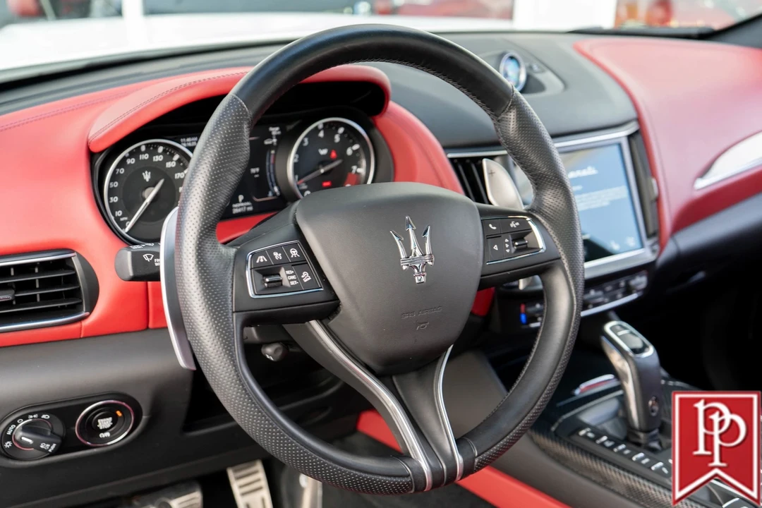 2022 Maserati Levante Modena - Image 18 of 21