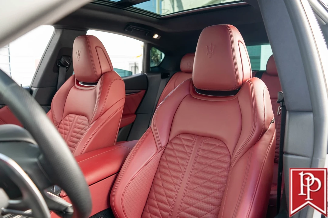 2022 Maserati Levante Modena - Image 11 of 21