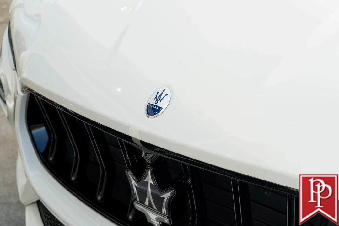 2022 Maserati Levante Modena - Image 9 of 21