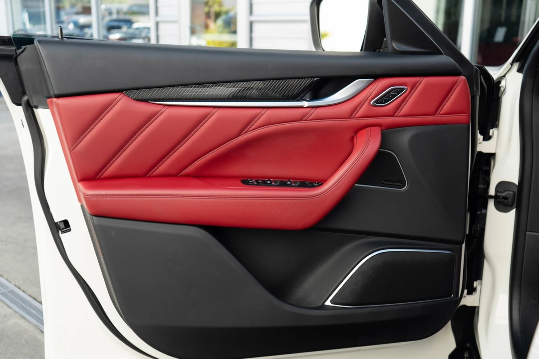 2022 Maserati Levante Modena - Image 13 of 21