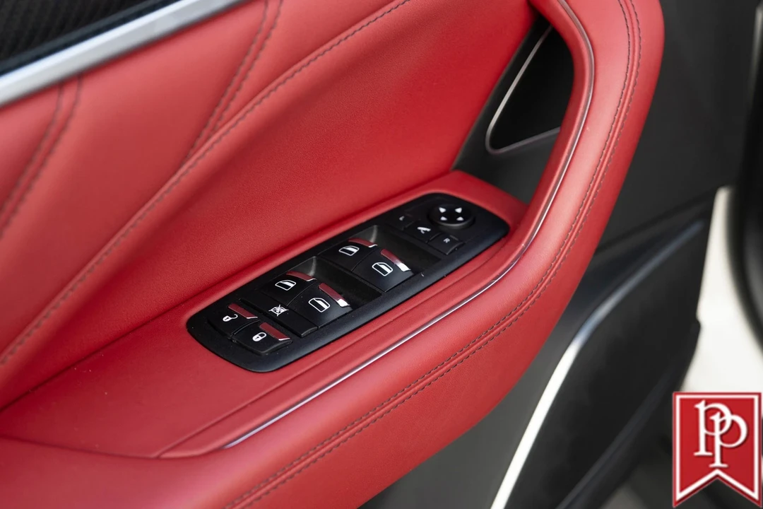 2022 Maserati Levante Modena - Image 16 of 21