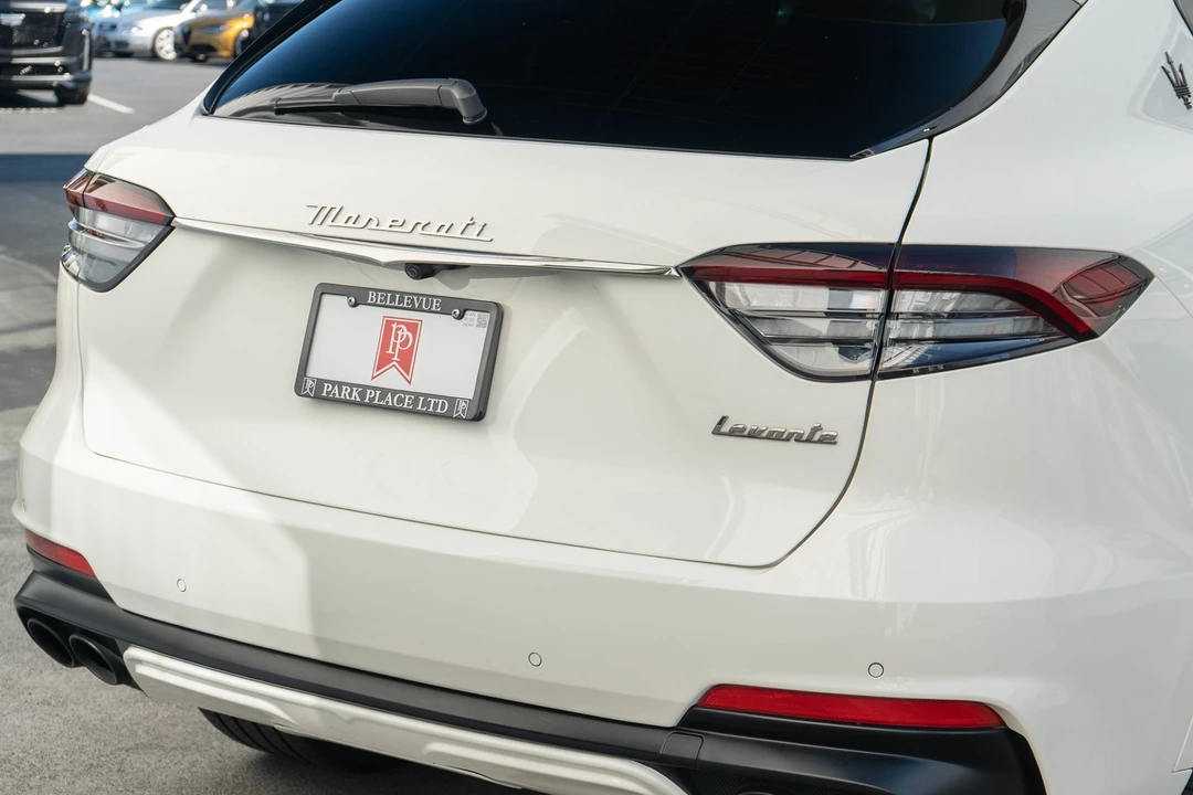 2022 Maserati Levante Modena - Image 6 of 21