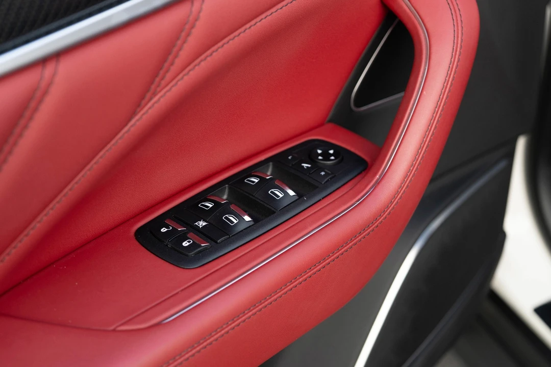 2022 Maserati Levante Modena - Image 16 of 21