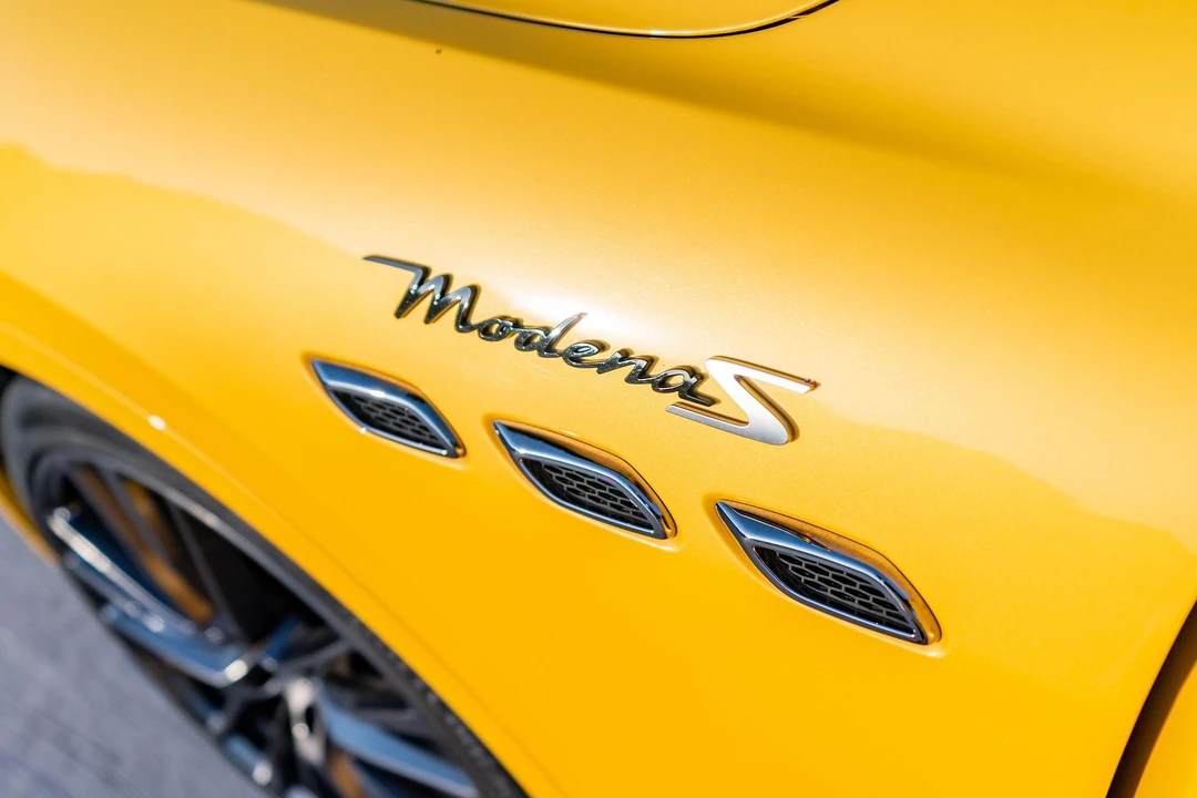 2022 Maserati Levante Modena - Image 13 of 31