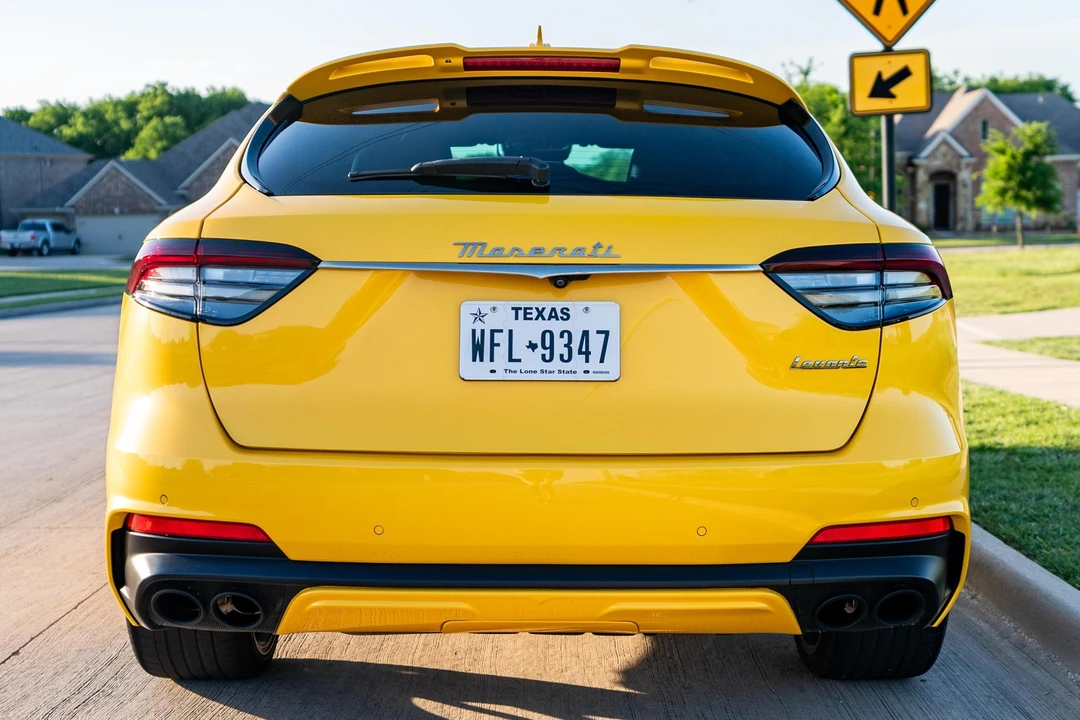 2022 Maserati Levante Modena - Image 5 of 31