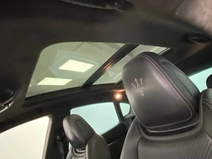2022 Maserati Levante Modena - Image 10 of 20