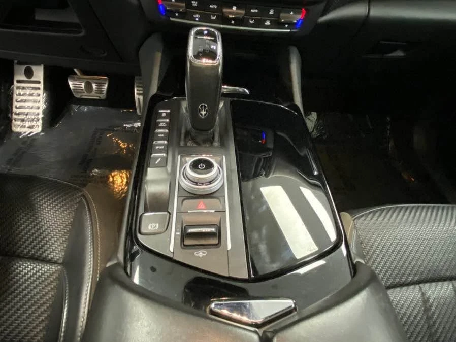 2022 Maserati Levante Modena - Image 16 of 20