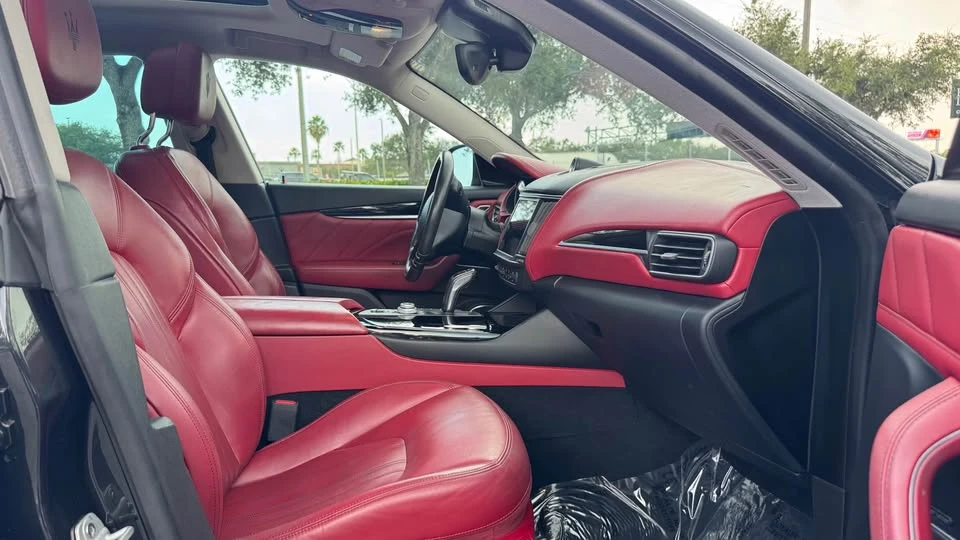 2022 Maserati Levante Modena - Image 12 of 20