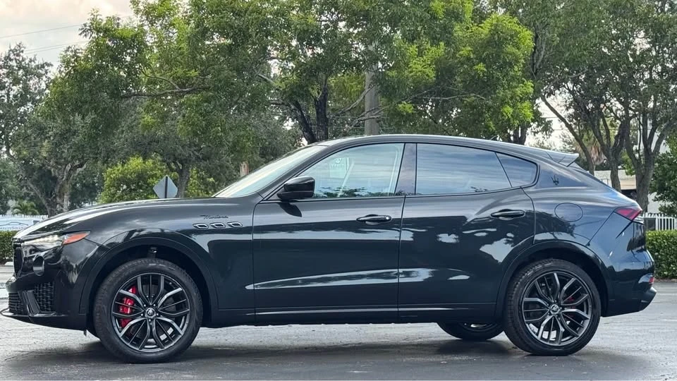 2022 Maserati Levante Modena - Image 2 of 20