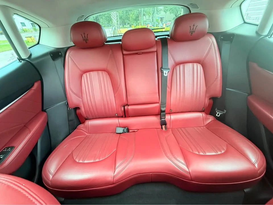 2022 Maserati Levante Modena - Image 14 of 19