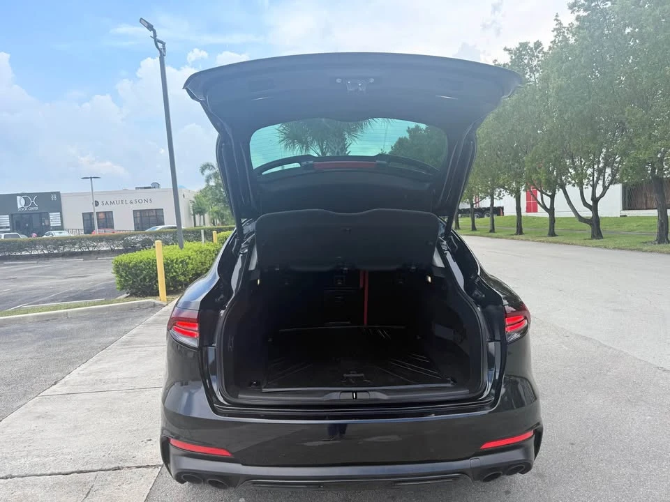 2022 Maserati Levante Modena - Image 5 of 19