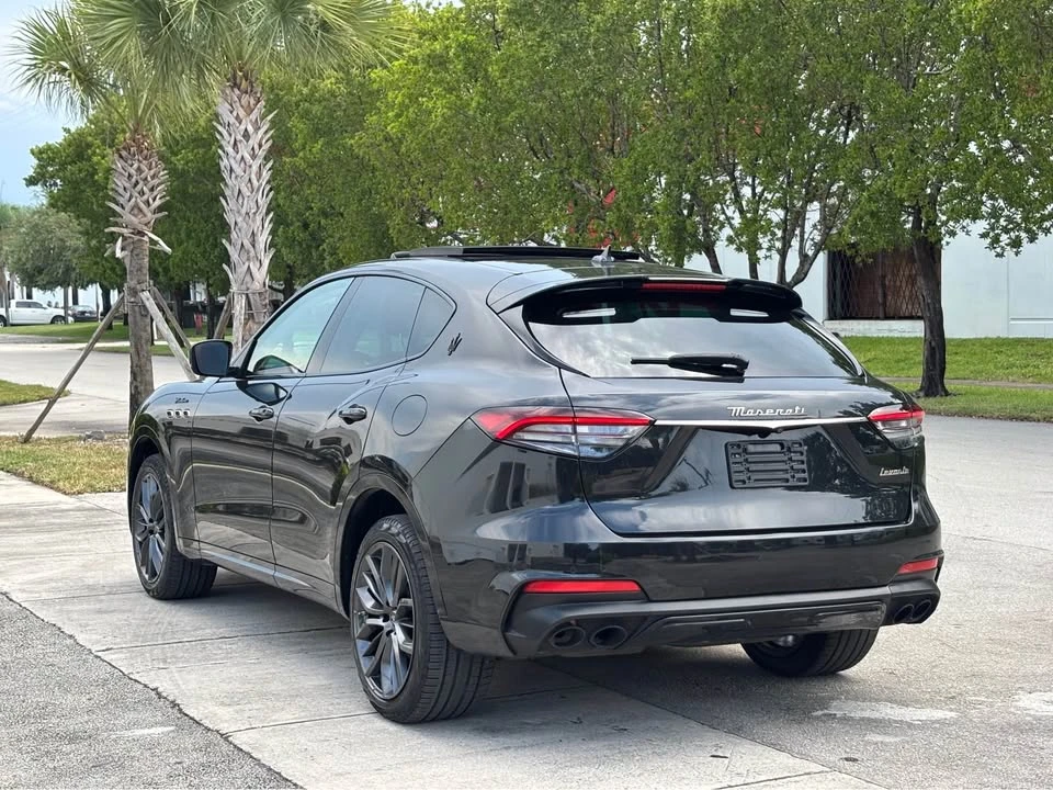 2022 Maserati Levante Modena - Image 5 of 17