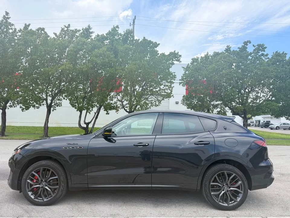 2022 Maserati Levante Modena - Image 6 of 19