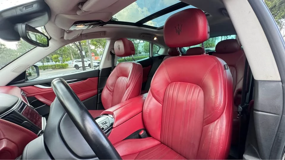 2022 Maserati Levante Modena - Image 16 of 20