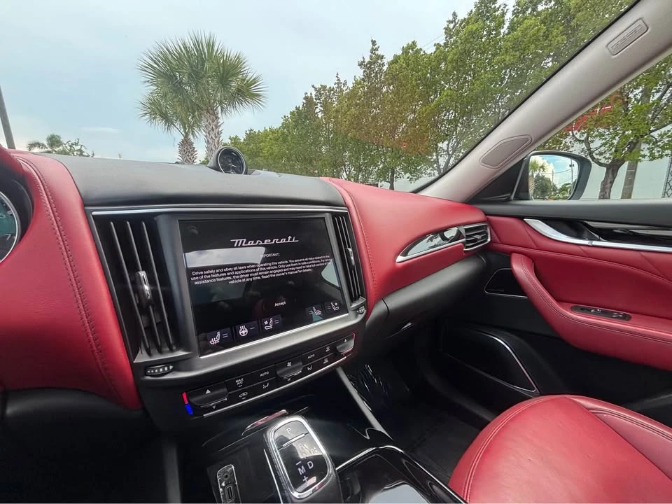 2022 Maserati Levante Modena - Image 15 of 17