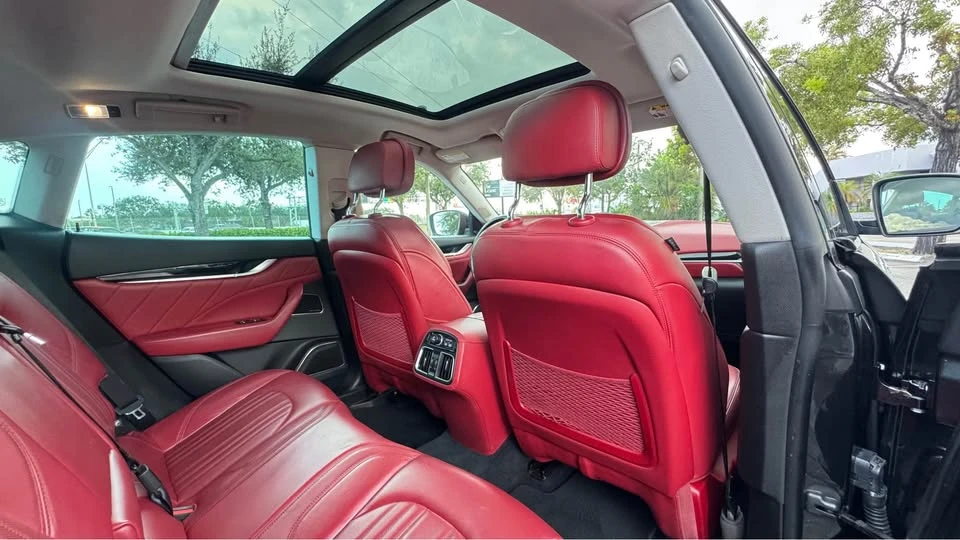 2022 Maserati Levante Modena - Image 10 of 20