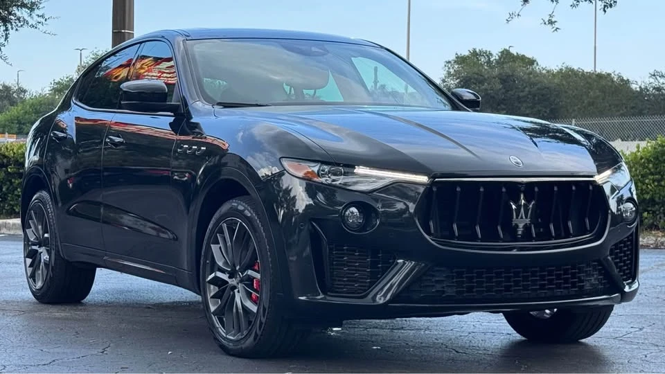 2022 Maserati Levante Modena - Image 8 of 20