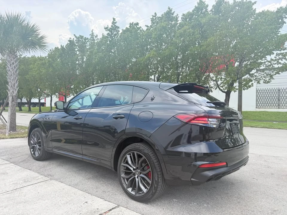 2022 Maserati Levante Modena - Image 3 of 19