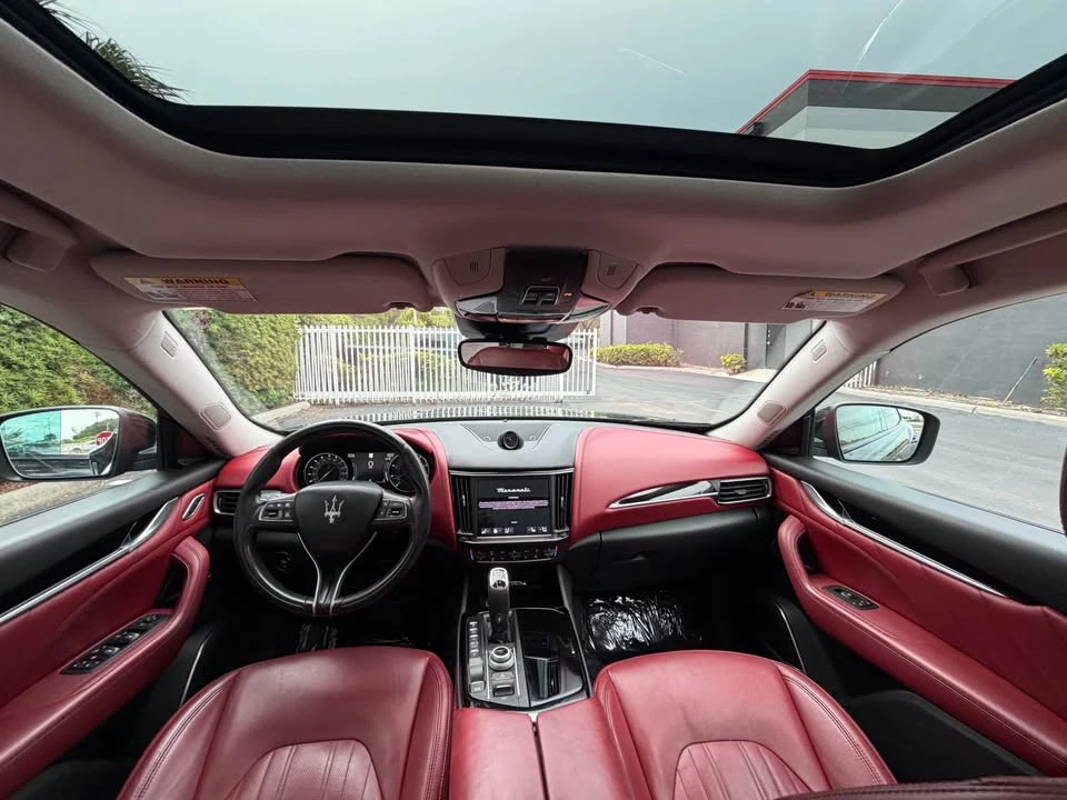 2022 Maserati Levante Modena - Image 15 of 20