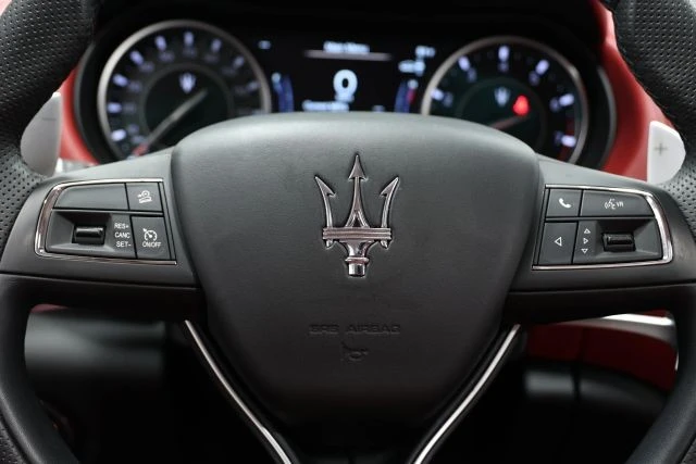 2022 Maserati Levante Modena - Image 23 of 31