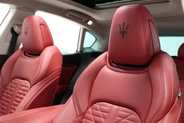 2022 Maserati Levante Modena - Image 15 of 31