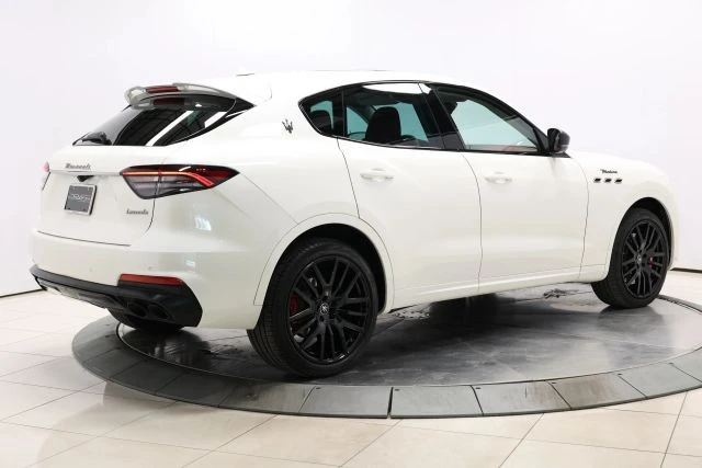 2022 Maserati Levante Modena - Image 4 of 31