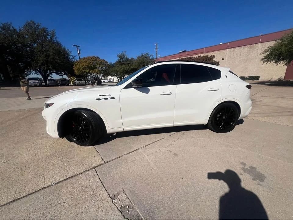 2022 Maserati Levante Modena - Image 4 of 10