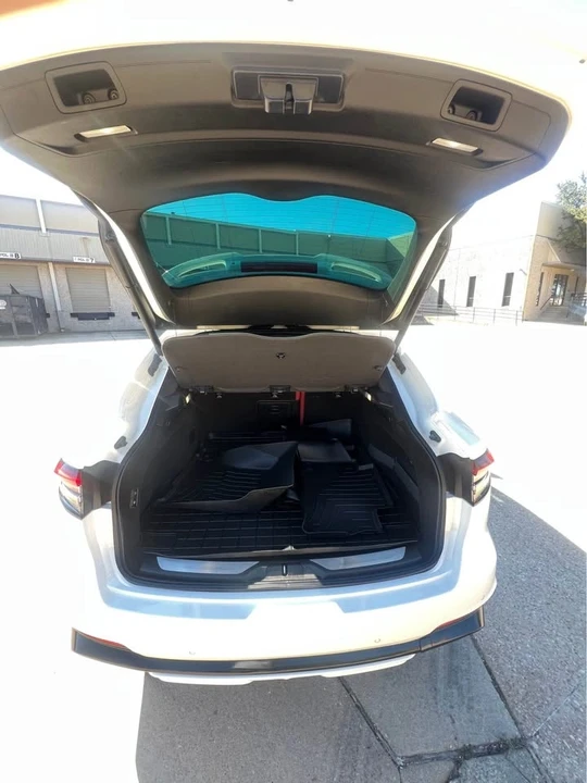 2022 Maserati Levante Modena - Image 6 of 10