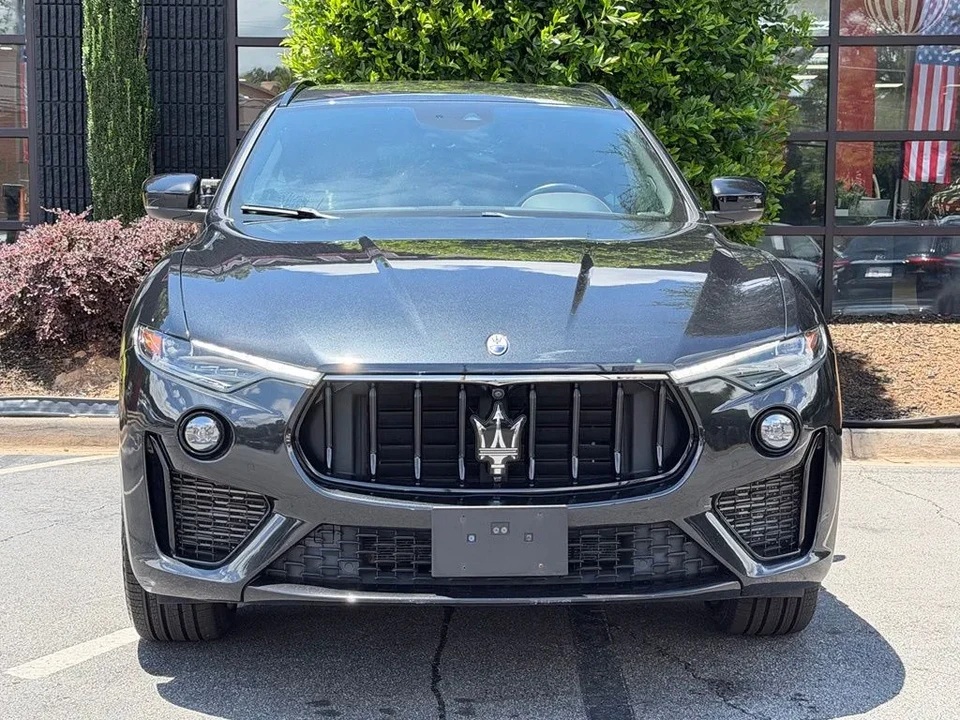 2022 Maserati Levante Modena - Image 4 of 31