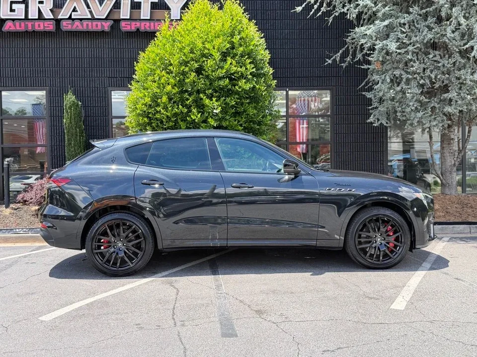 2022 Maserati Levante Modena - Image 22 of 31