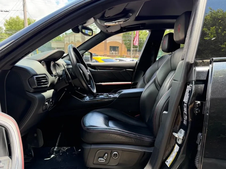 2022 Maserati Levante Modena - Image 26 of 31