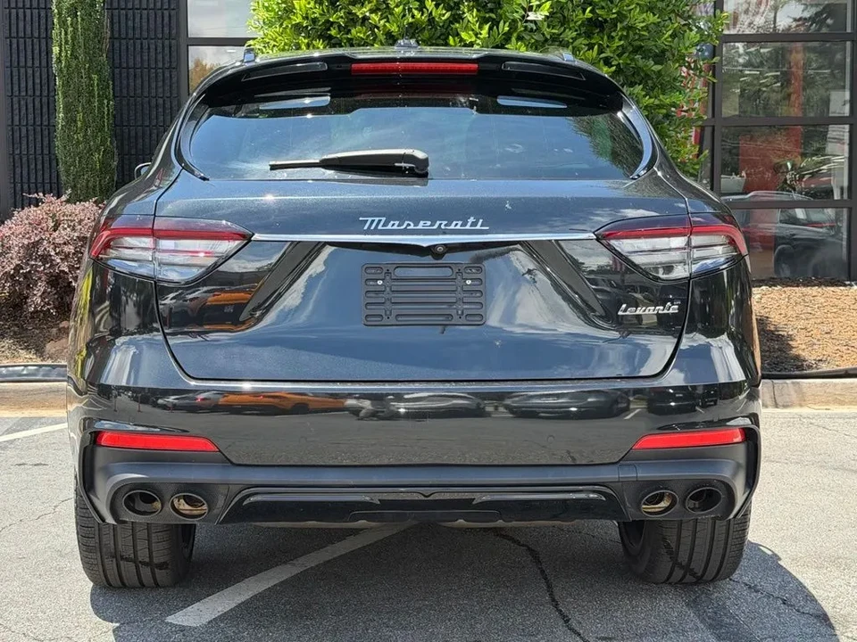 2022 Maserati Levante Modena - Image 15 of 31