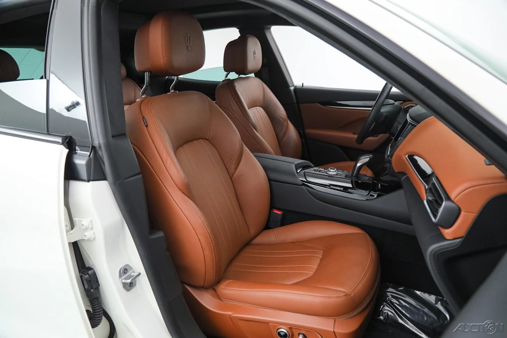 2022 Maserati Levante Modena - Image 13 of 21