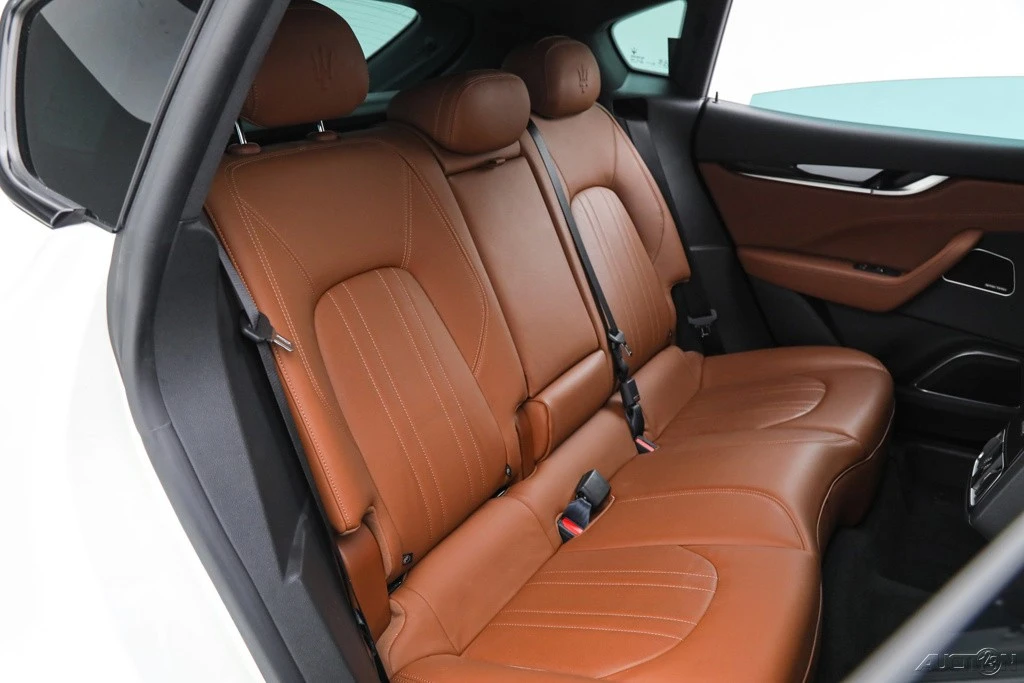 2022 Maserati Levante Modena - Image 17 of 21