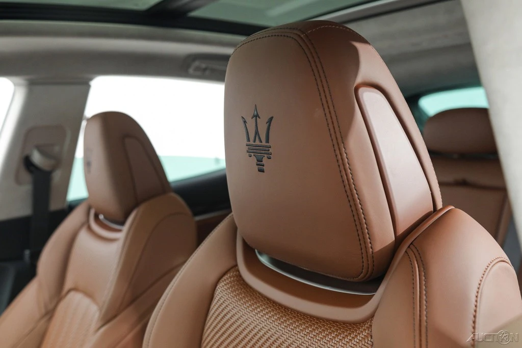 2022 Maserati Levante Modena - Image 18 of 21