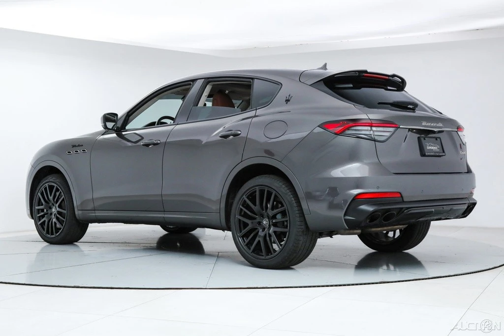 2022 Maserati Levante Modena - Image 3 of 21