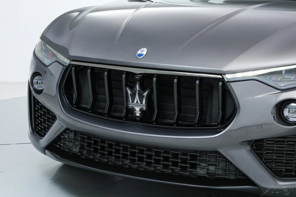 2022 Maserati Levante Modena - Image 9 of 21