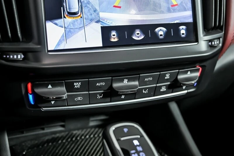 2022 Maserati Levante Modena - Image 28 of 31