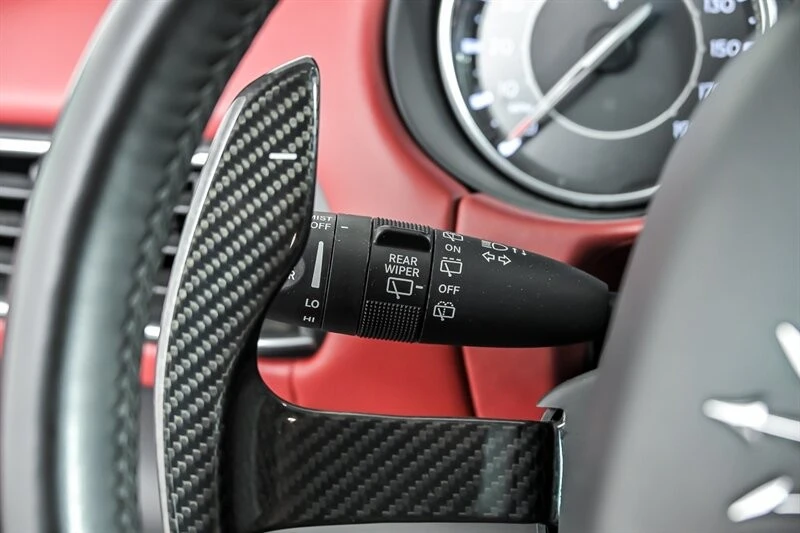 2022 Maserati Levante Modena - Image 24 of 31