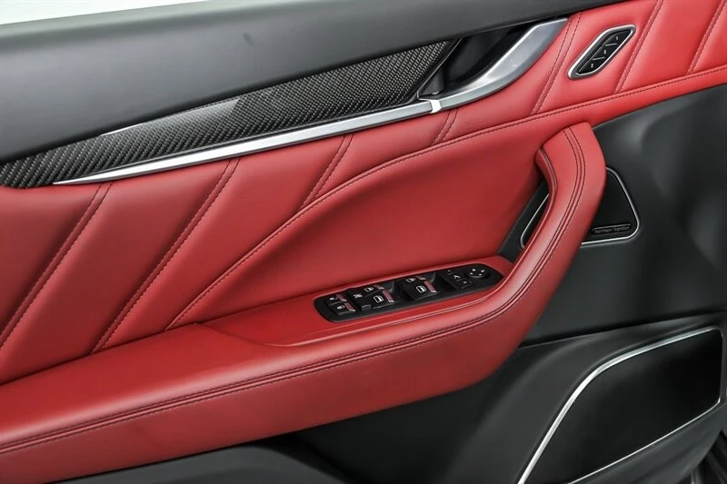 2022 Maserati Levante Modena - Image 13 of 31