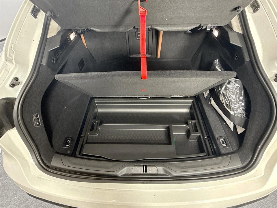 2022 Maserati Levante Modena - Image 16 of 21