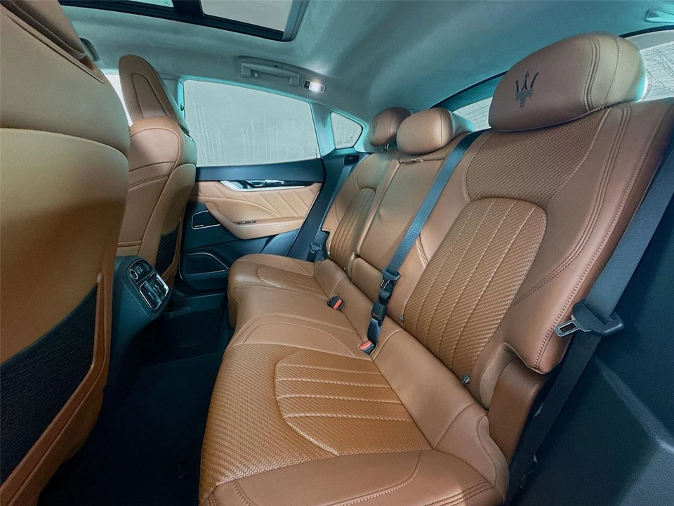 2022 Maserati Levante Modena - Image 12 of 21