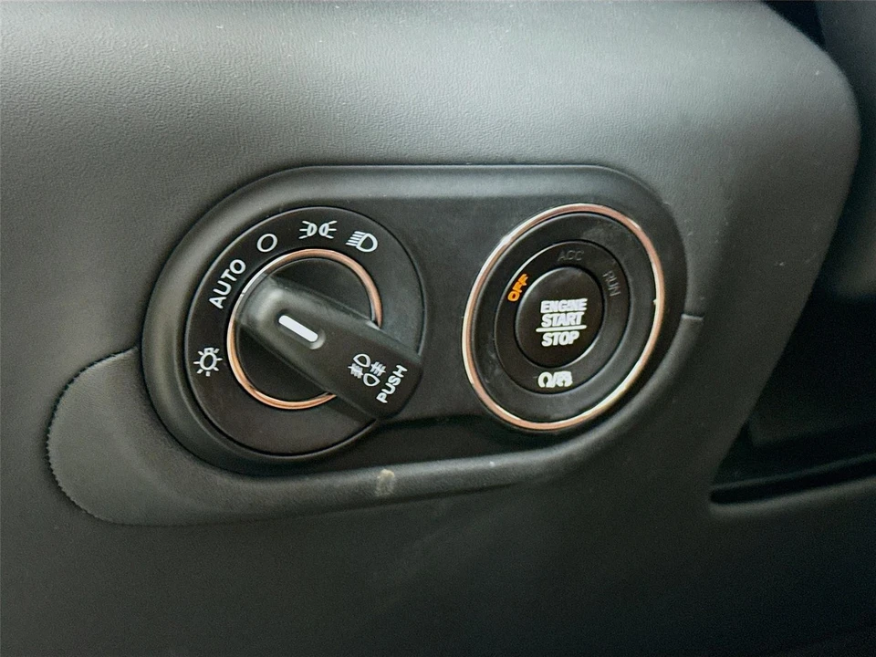 2022 Maserati Levante Modena - Image 5 of 21