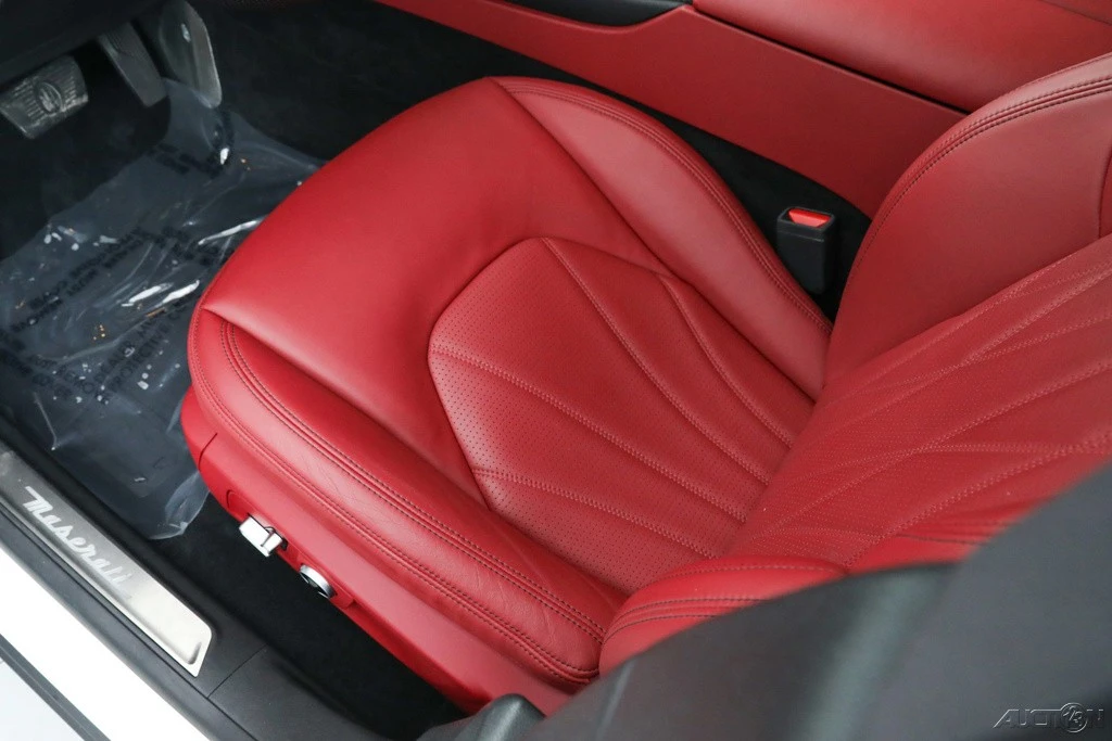 2022 Maserati Levante Modena - Image 18 of 21
