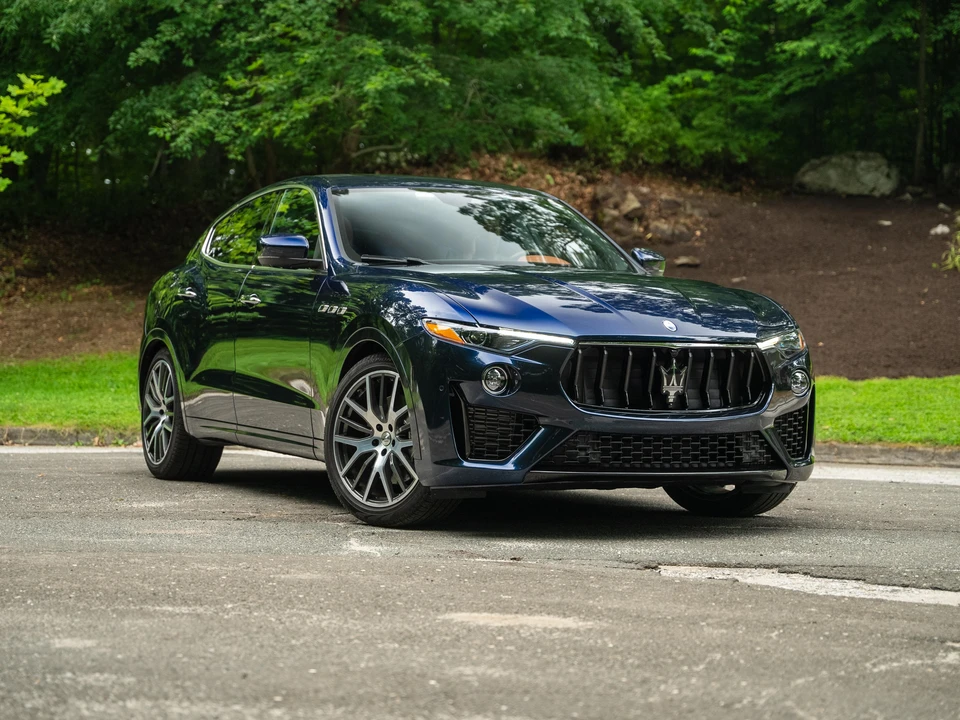 2022 Maserati Levante Modena - Image 16 of 31