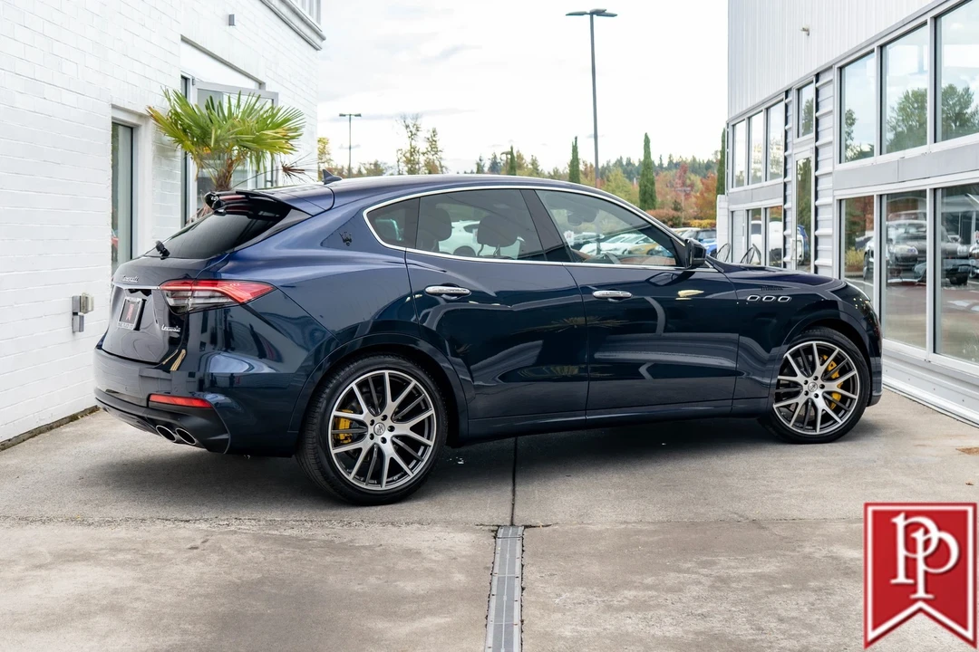 2022 Maserati Levante Modena - Image 7 of 21