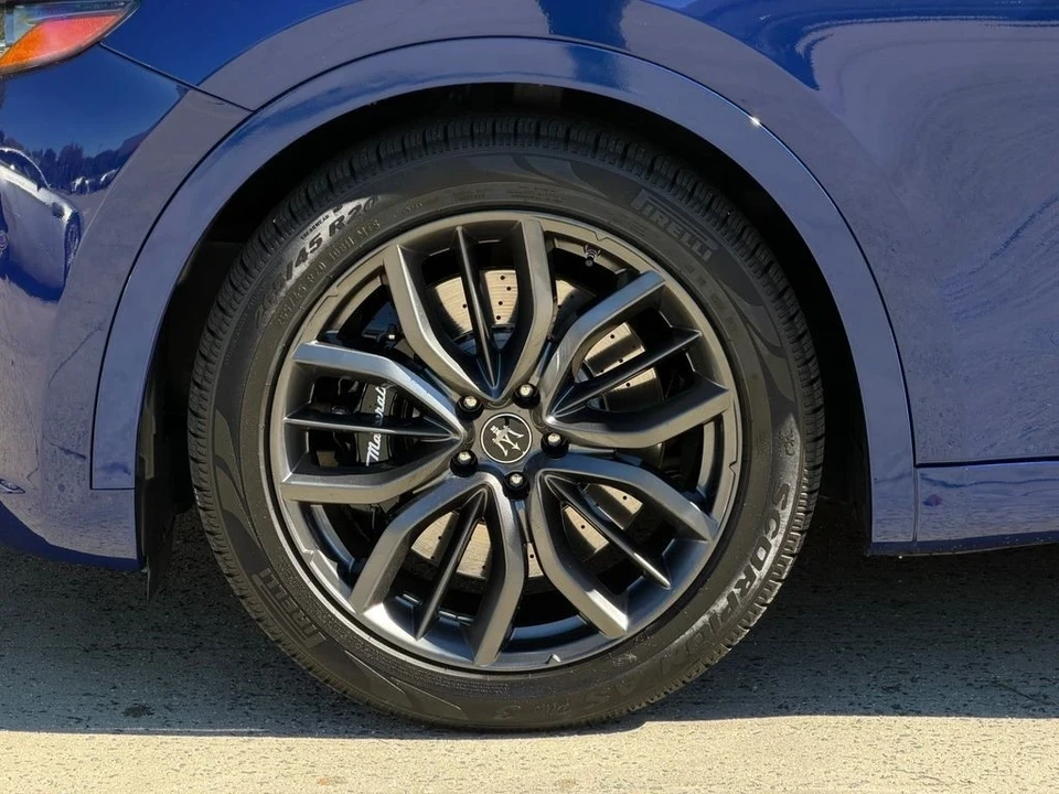 2022 Maserati Levante Modena - Image 13 of 21